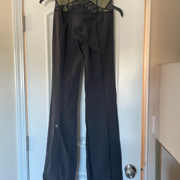 Lululemon align flare pant Size 4 - Picture 2 of 4